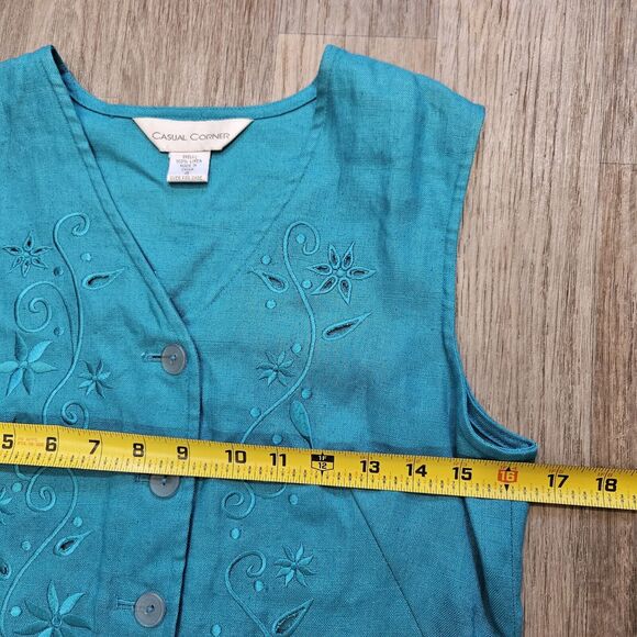 Vtg Casual Corner Linen Vest Women 4 Blue Embroidered Floral Boho Eyelet Cottage - Picture 7 of 8